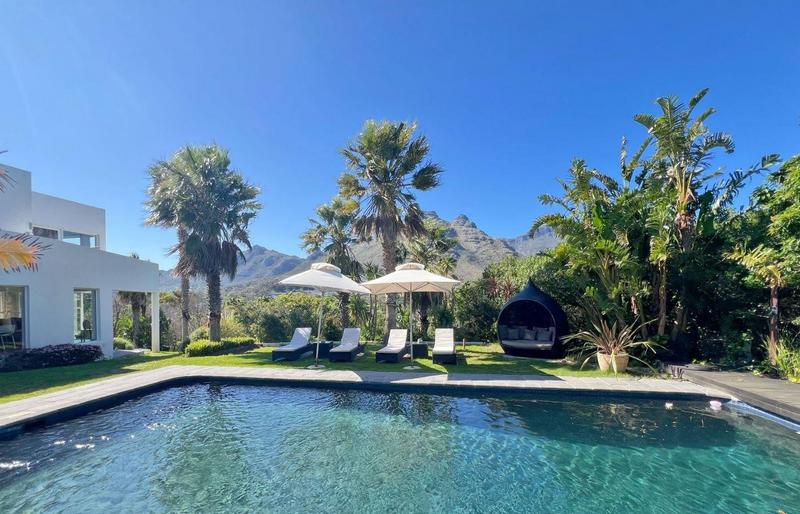 6 Bedroom Property for Sale in Hout Bay Western Cape